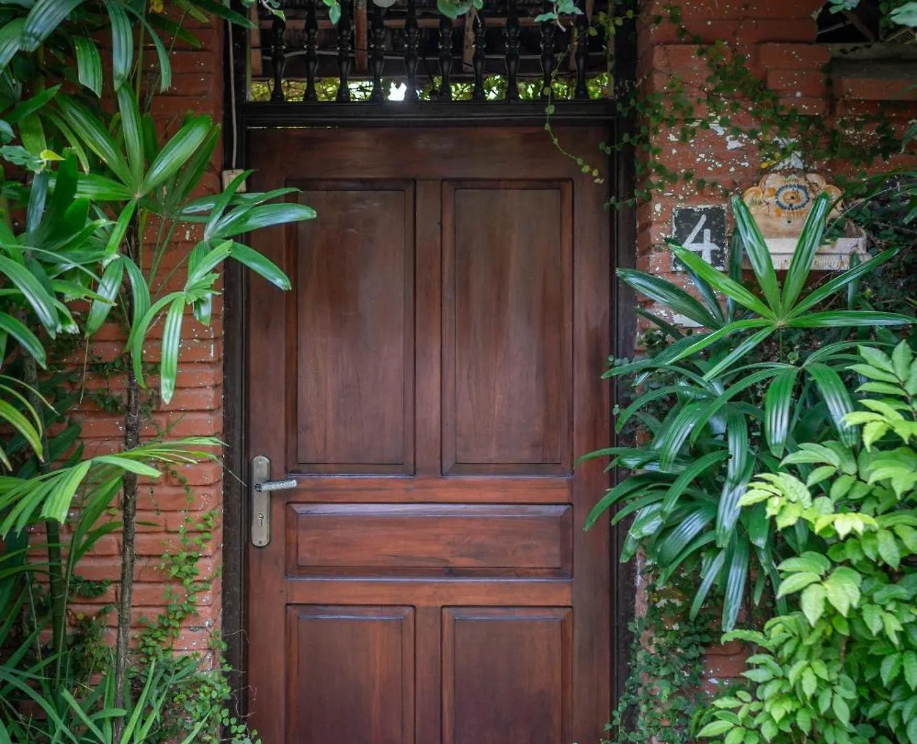 Jungle Wave Villa In Central Seminyak
