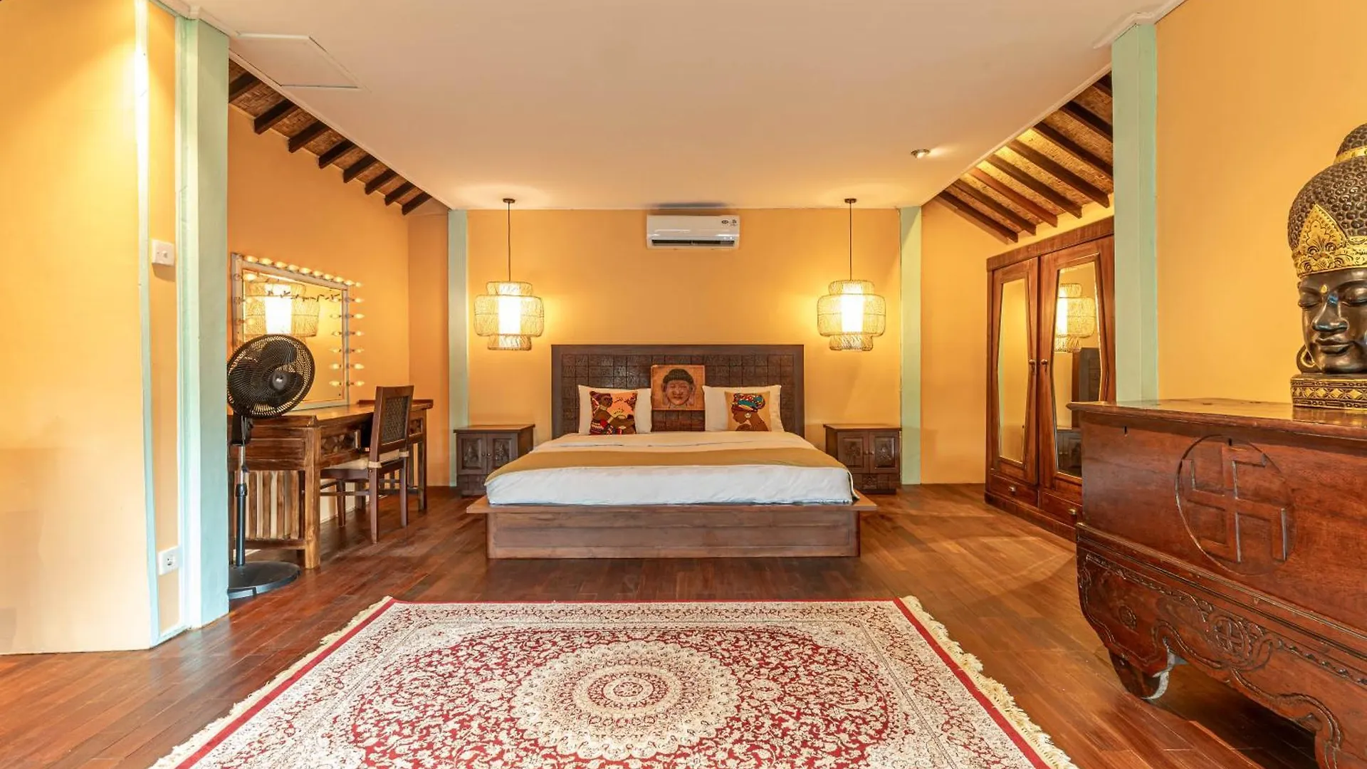 Jungle Wave Villa In Central Seminyak