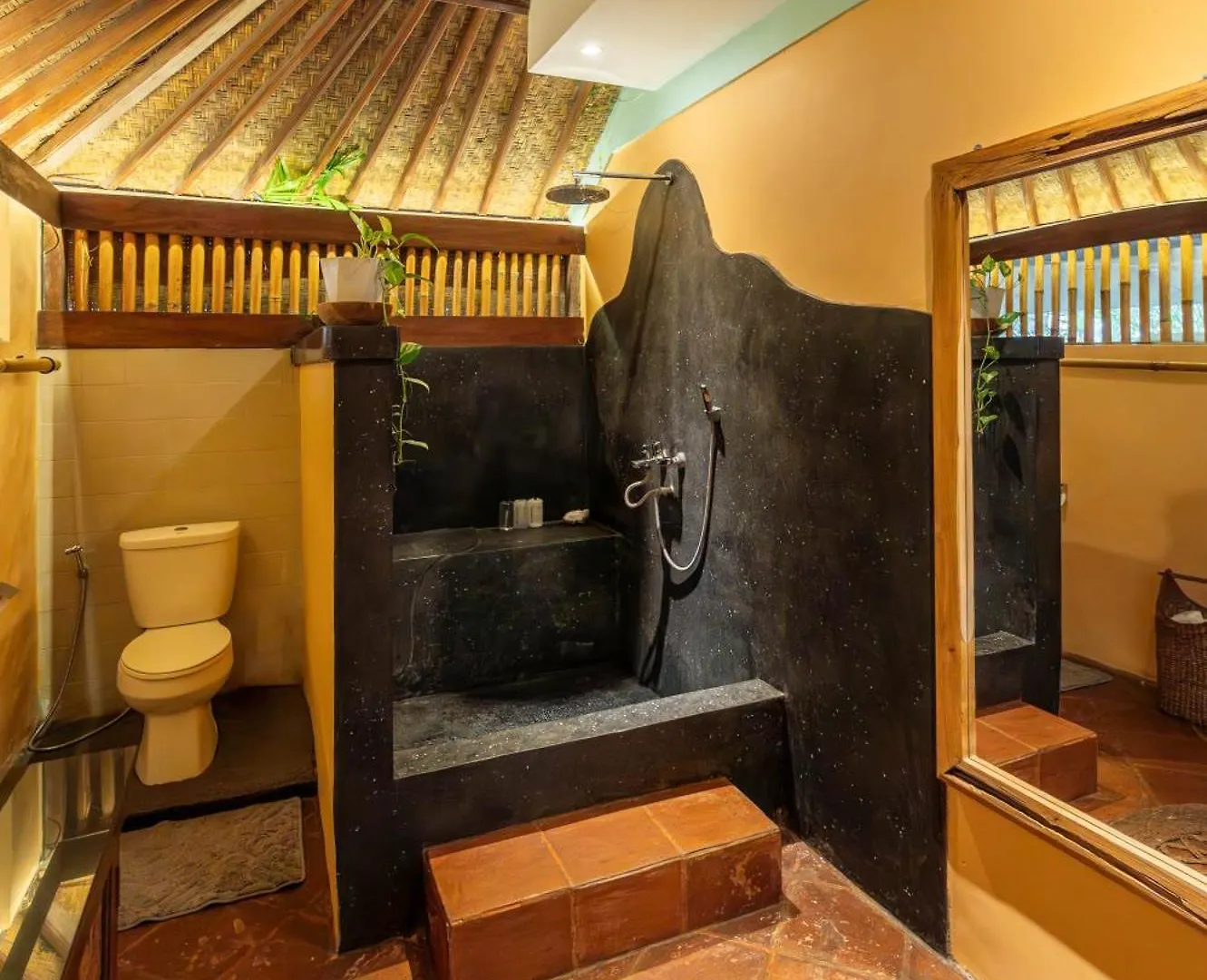 Jungle Wave Villa In Central Seminyak