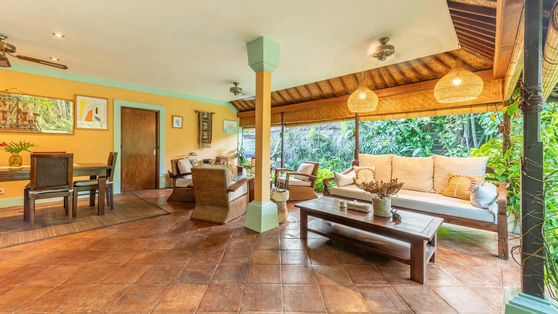 Jungle Wave Villa In Central Seminyak Indonesia